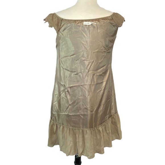 Lagenlook Tan Linen Dress Size M Embroidered Tiers Lightweight Blue Bird Boho - Picture 10 of 12